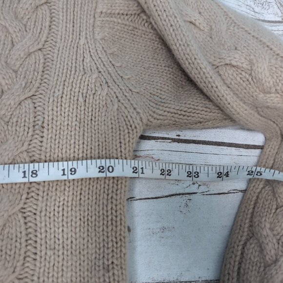 Vintage Abercrombie and Fitch Tan V Neck Sweater Lambswool Blend Size Large - Picture 4 of 6